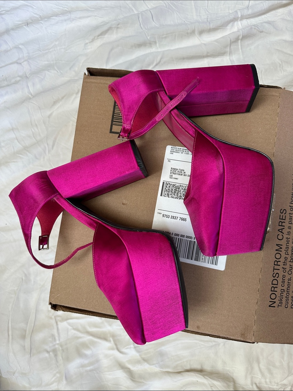 Jeffrey Campbell Ovr-n-Out platform satin heels pink - Picture 4 of 5